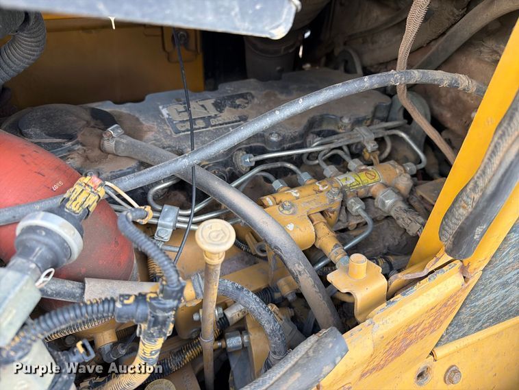 image for item EA0585 2008 Caterpillar D6N XL dozer