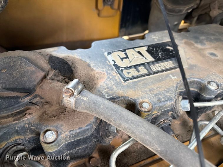 image for item EA0585 2008 Caterpillar D6N XL dozer