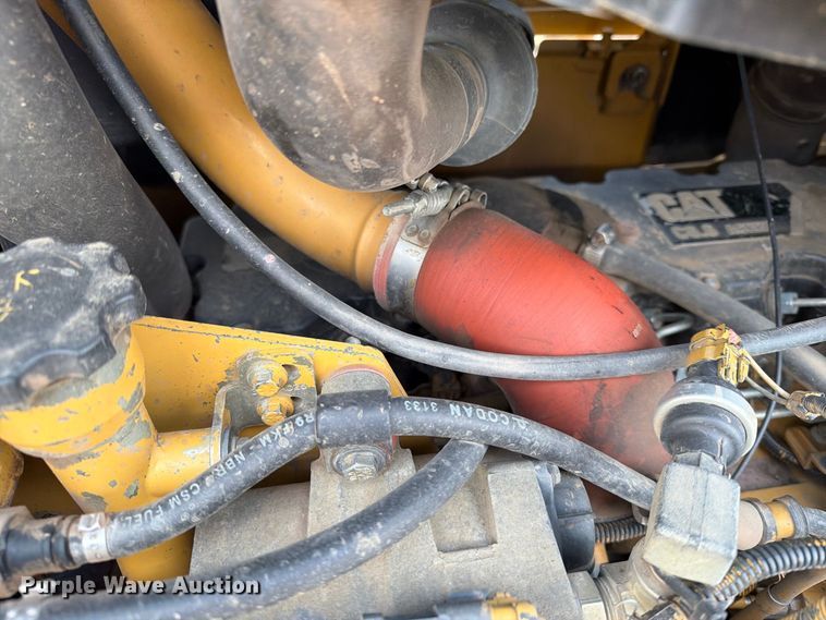 image for item EA0585 2008 Caterpillar D6N XL dozer