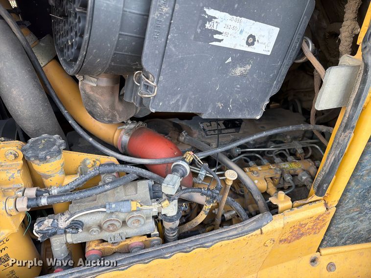 image for item EA0585 2008 Caterpillar D6N XL dozer