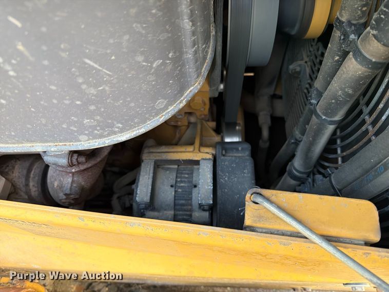 image for item EA0585 2008 Caterpillar D6N XL dozer