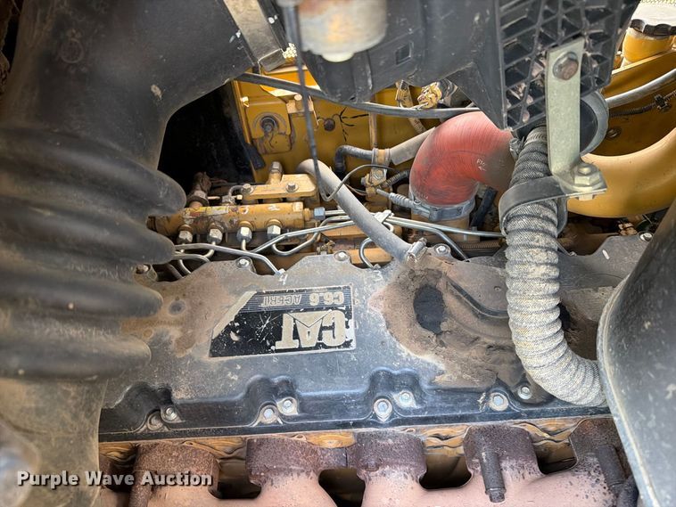 image for item EA0585 2008 Caterpillar D6N XL dozer