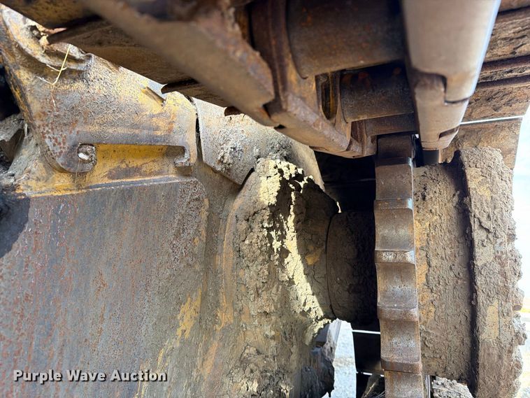 image for item EA0585 2008 Caterpillar D6N XL dozer