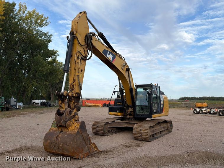 image for item EA0586 2014 Caterpillar 324E L excavator
