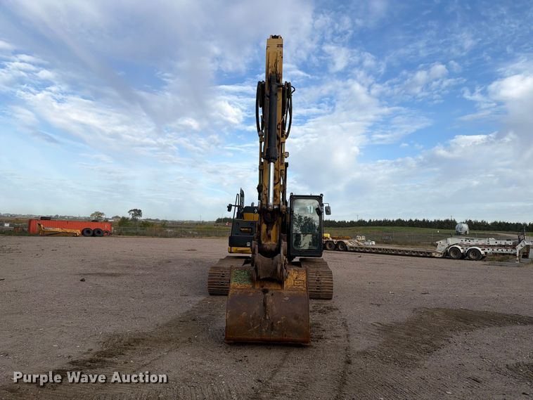 image for item EA0586 2014 Caterpillar 324E L excavator
