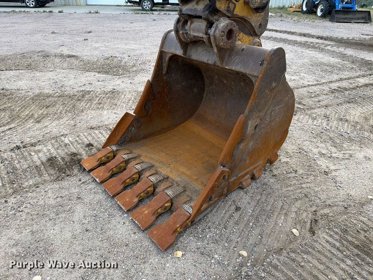 image for item EA0586 2014 Caterpillar 324E L excavator