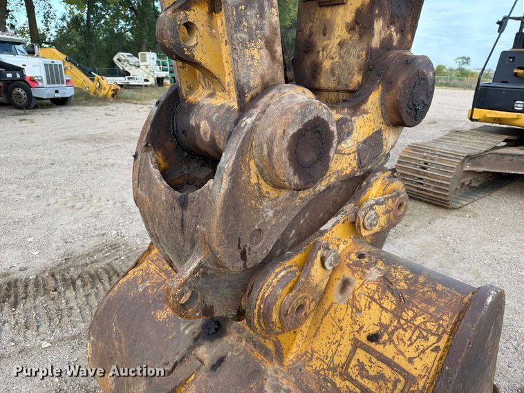 image for item EA0586 2014 Caterpillar 324E L excavator