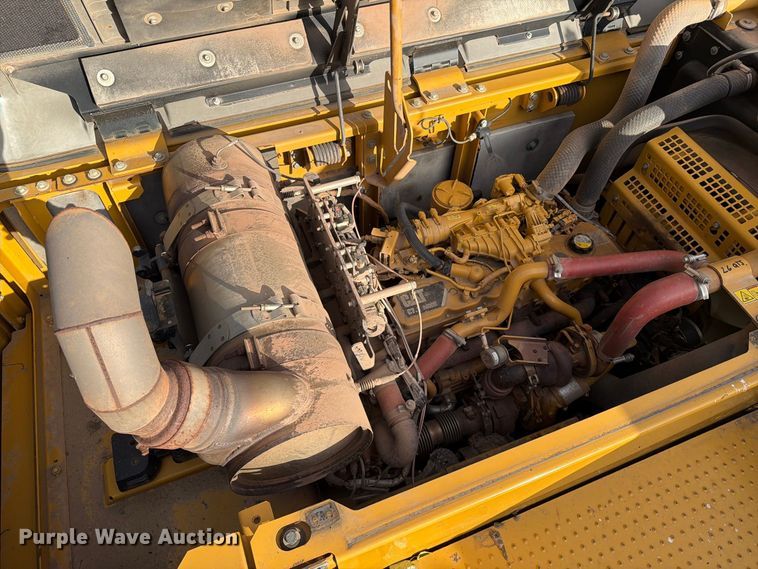 image for item EA0586 2014 Caterpillar 324E L excavator