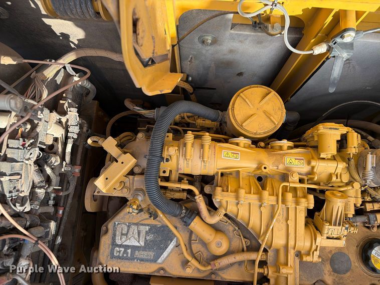 image for item EA0586 2014 Caterpillar 324E L excavator