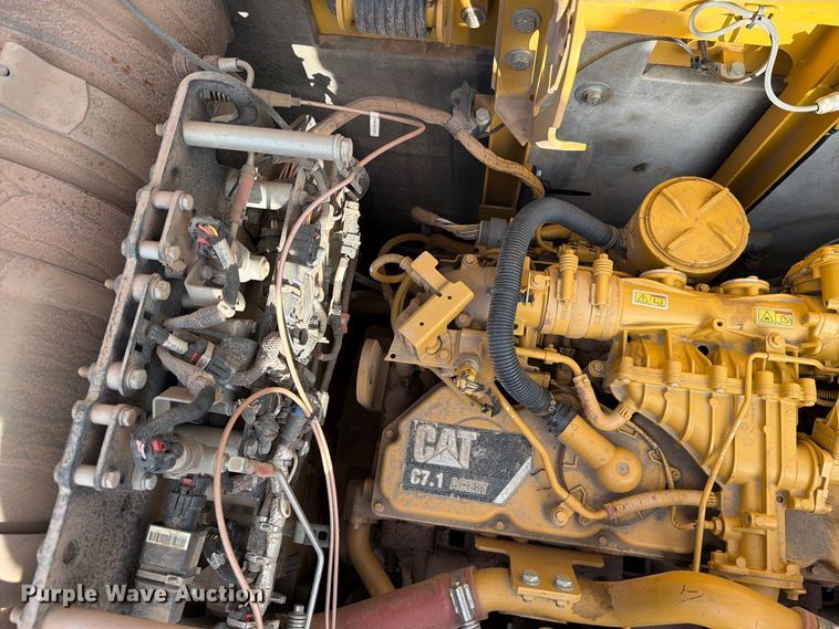 image for item EA0586 2014 Caterpillar 324E L excavator