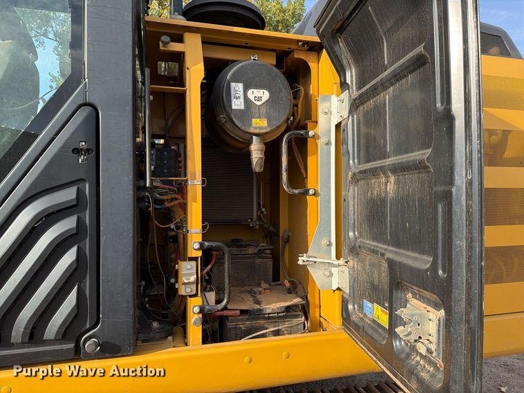 image for item EA0586 2014 Caterpillar 324E L excavator