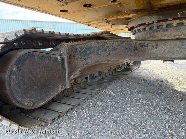image for item EA0586 2014 Caterpillar 324E L excavator