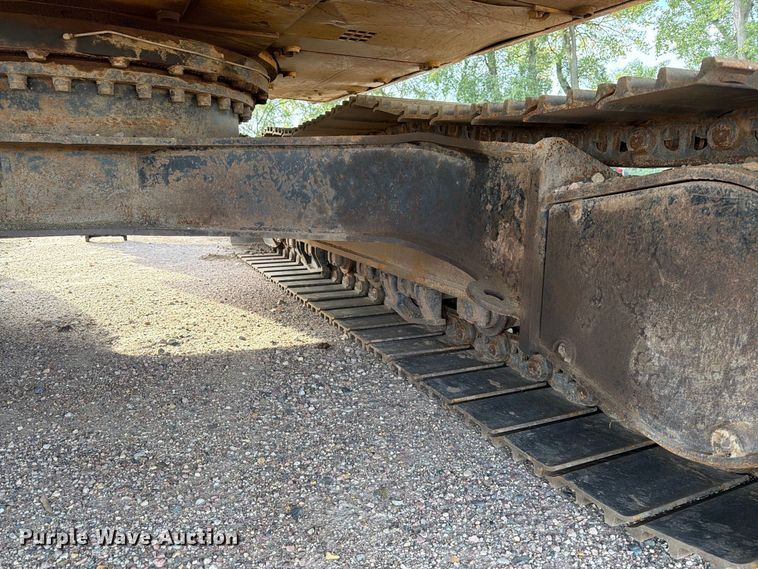 image for item EA0586 2014 Caterpillar 324E L excavator