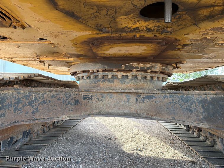 image for item EA0586 2014 Caterpillar 324E L excavator