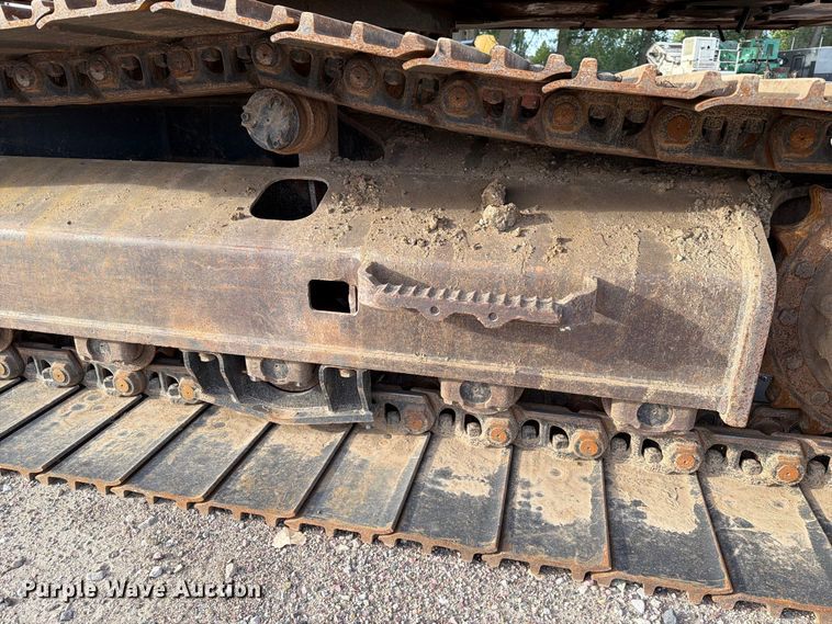 image for item EA0586 2014 Caterpillar 324E L excavator
