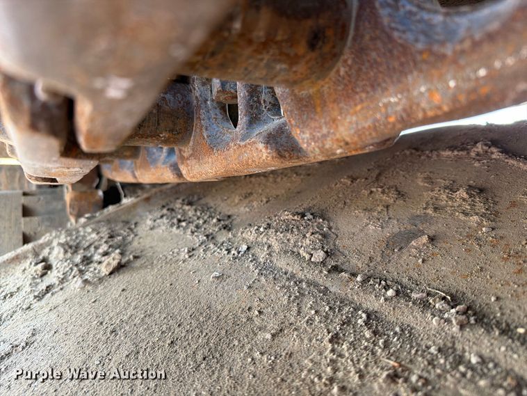 image for item EA0586 2014 Caterpillar 324E L excavator