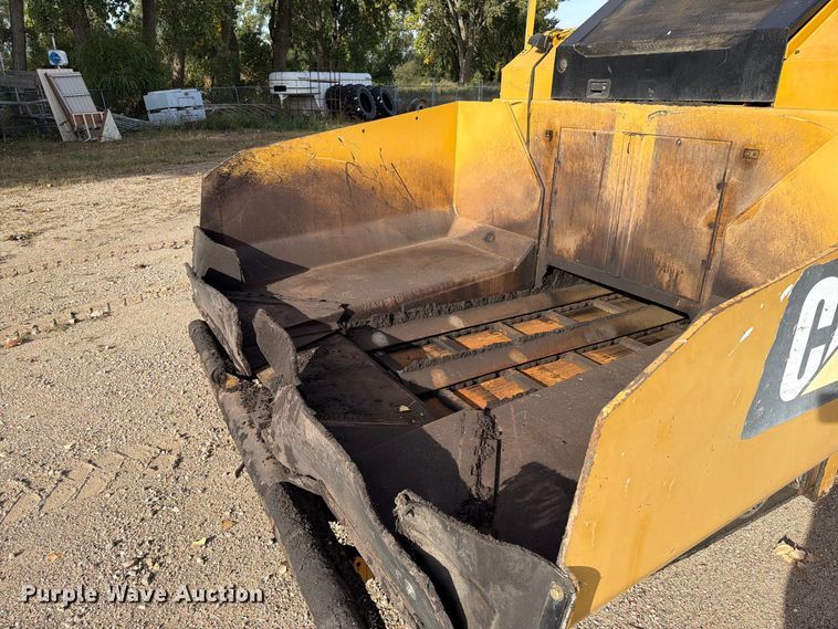 image for item EA0587 2014 Caterpillar AP-555E paver