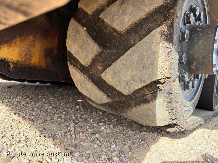 image for item EA0587 2014 Caterpillar AP-555E paver
