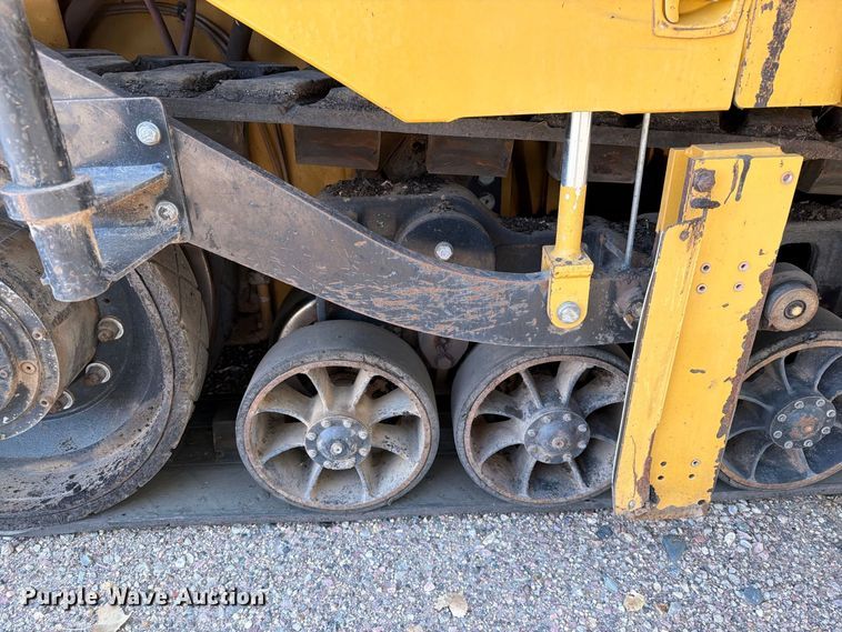 image for item EA0587 2014 Caterpillar AP-555E paver