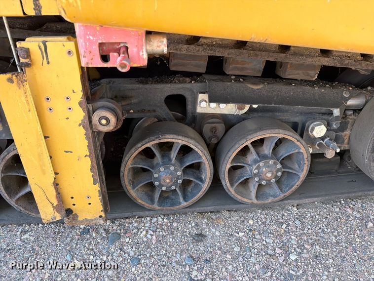 image for item EA0587 2014 Caterpillar AP-555E paver