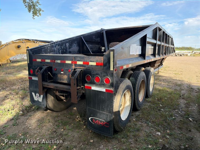 image for item EA0588 2012 Dakota Trailer Manufacturing bottom dump trailer