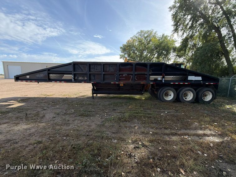 image for item EA0588 2012 Dakota Trailer Manufacturing bottom dump trailer