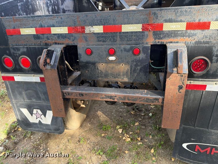 image for item EA0588 2012 Dakota Trailer Manufacturing bottom dump trailer