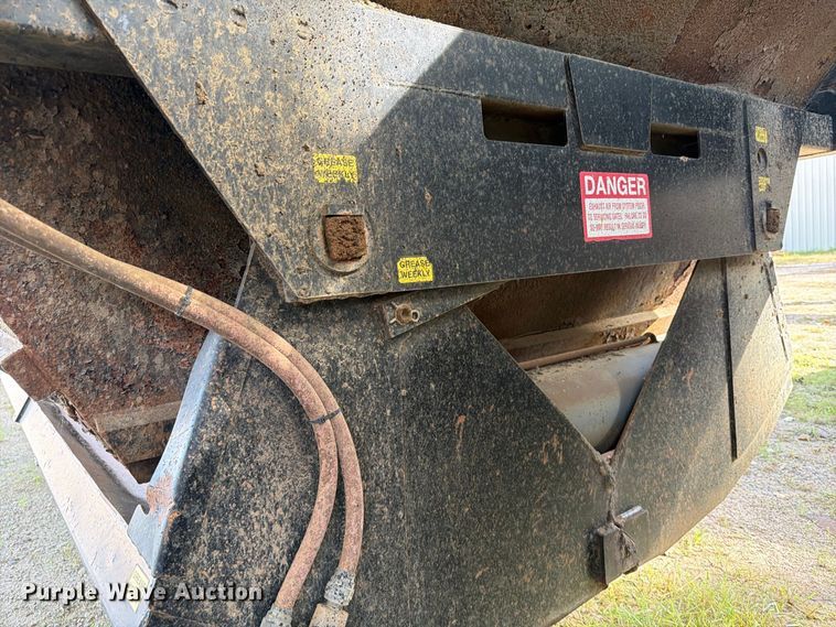 image for item EA0588 2012 Dakota Trailer Manufacturing bottom dump trailer