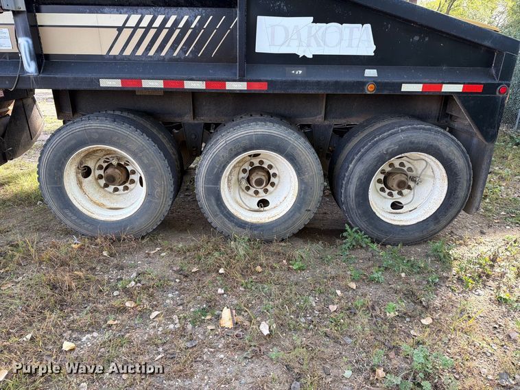 image for item EA0588 2012 Dakota Trailer Manufacturing bottom dump trailer