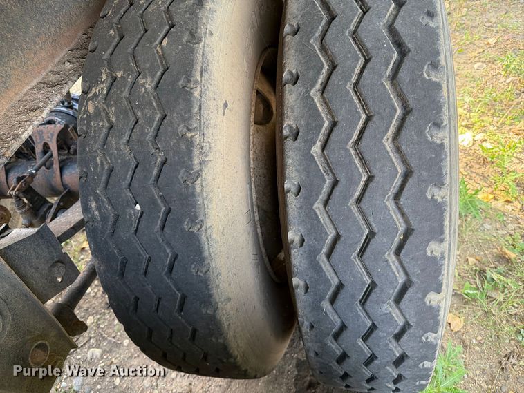 image for item EA0588 2012 Dakota Trailer Manufacturing bottom dump trailer