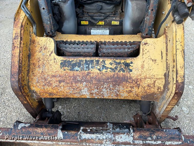 image for item EA7342 2008 Caterpillar 257B tracked skid steer loader