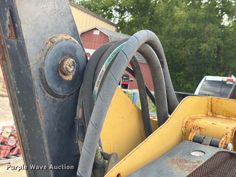 image for item EA7342 2008 Caterpillar 257B tracked skid steer loader