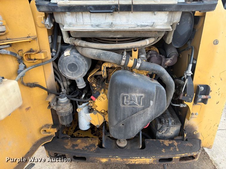 image for item EA7342 2008 Caterpillar 257B tracked skid steer loader