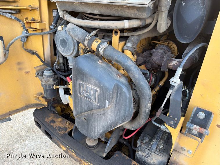 image for item EA7342 2008 Caterpillar 257B tracked skid steer loader
