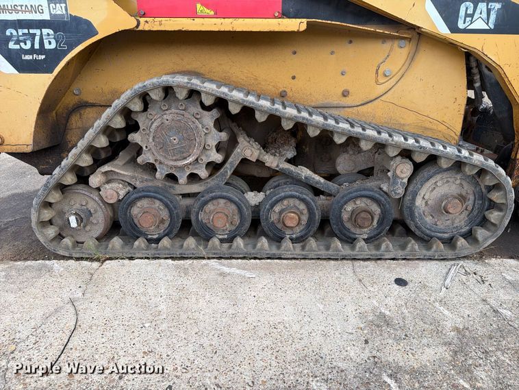 image for item EA7342 2008 Caterpillar 257B tracked skid steer loader