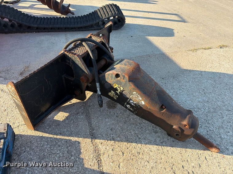 image for item EA7342 2008 Caterpillar 257B tracked skid steer loader