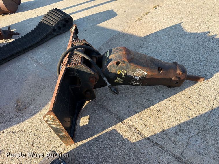 image for item EA7342 2008 Caterpillar 257B tracked skid steer loader