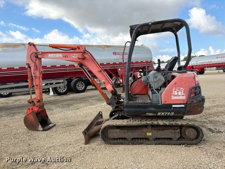 image for item EA7343 2016 Kubota KX71-3S mini excavator