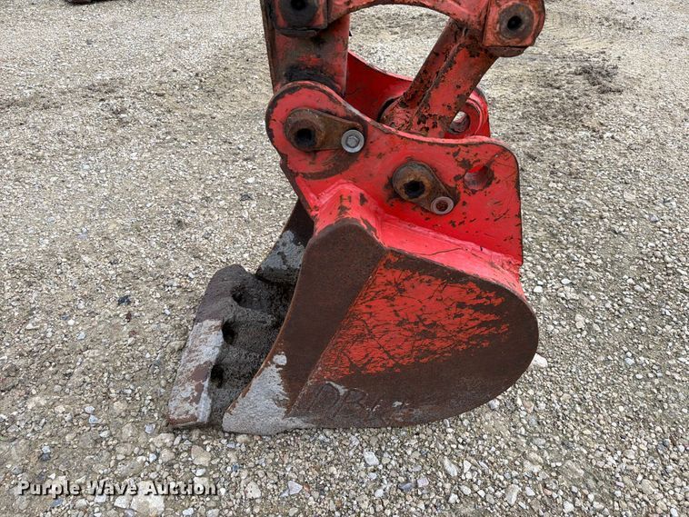 image for item EA7343 2016 Kubota KX71-3S mini excavator