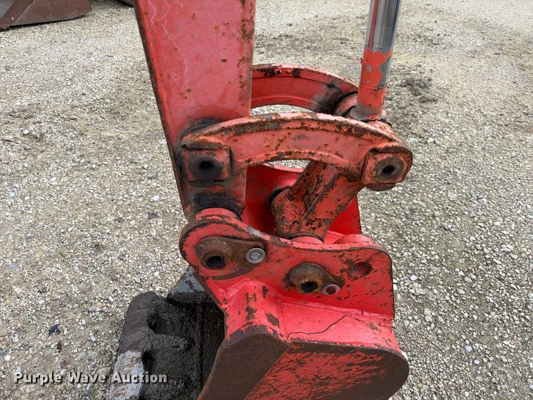 image for item EA7343 2016 Kubota KX71-3S mini excavator