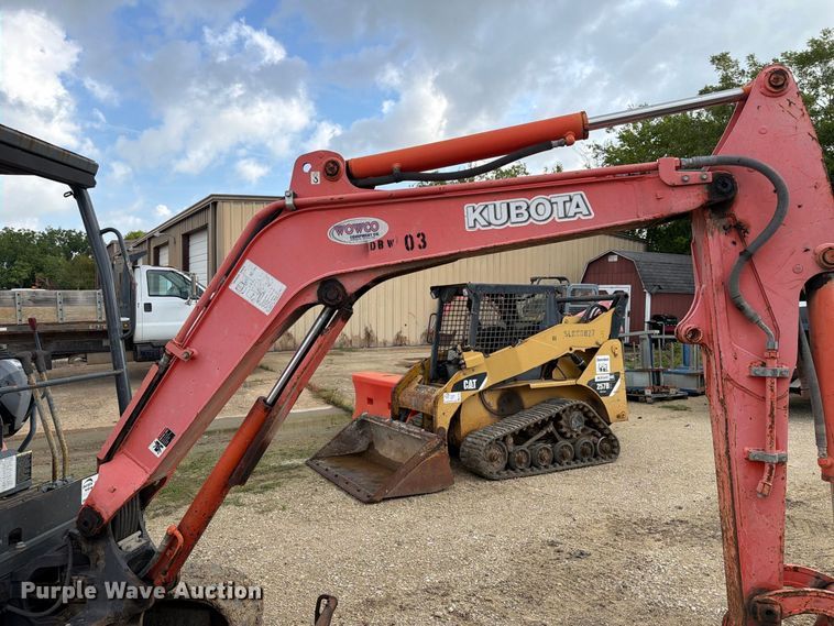 image for item EA7343 2016 Kubota KX71-3S mini excavator