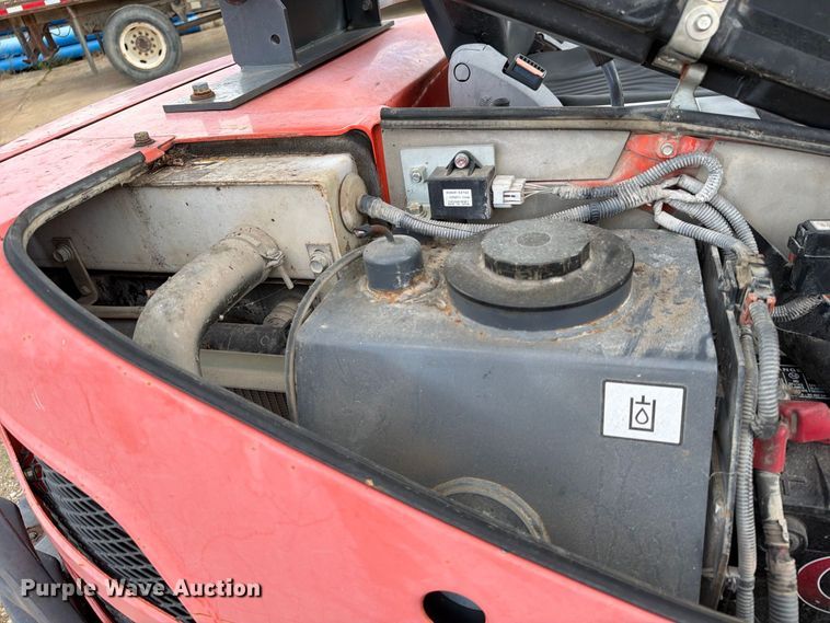 image for item EA7343 2016 Kubota KX71-3S mini excavator