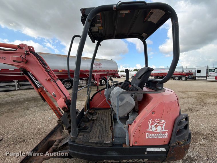image for item EA7343 2016 Kubota KX71-3S mini excavator