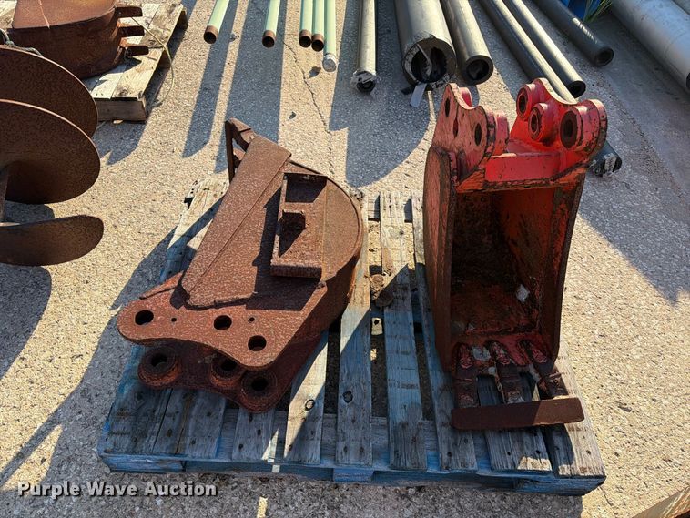 image for item EA7343 2016 Kubota KX71-3S mini excavator