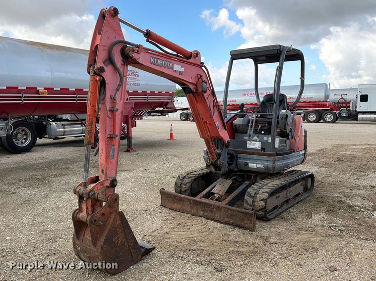Kubota KX71-3 mini excavator