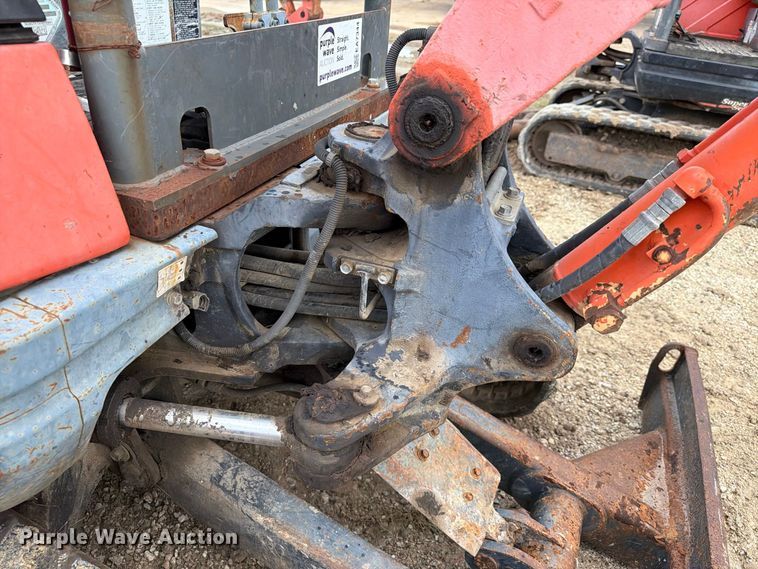 image for item EA7344 Kubota KX71-3 mini excavator