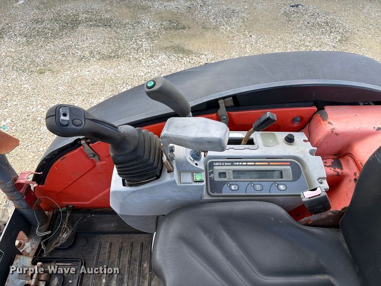 image for item EA7344 Kubota KX71-3 mini excavator