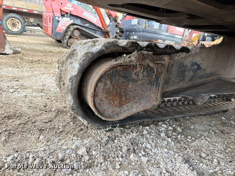 image for item EA7344 Kubota KX71-3 mini excavator