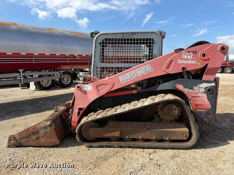image for item EA7345 2013 Kubota SVL90-2 tracked skid steer loader