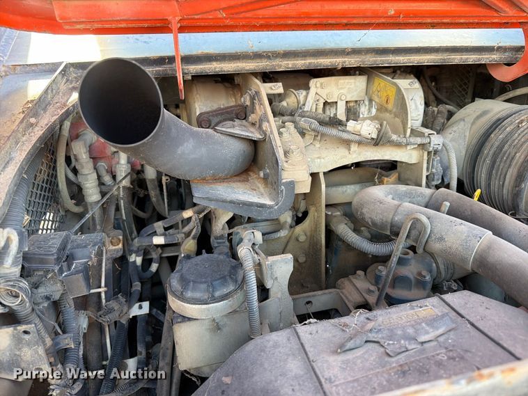 image for item EA7345 2013 Kubota SVL90-2 tracked skid steer loader